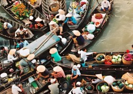 Cai Be Floating Market in Mekong Delta of Vietnam - Vietnam visa HK